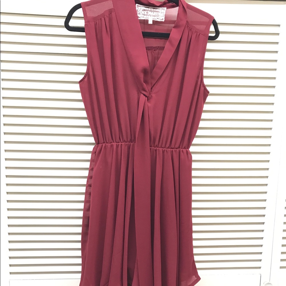 Long skinny Tie neck chiffon dress