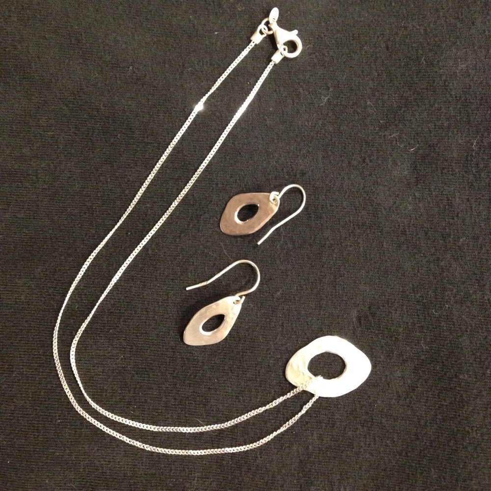 Silpada necklace & earrings set