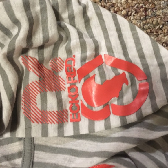 Tank top with hood - Picture 3 of 4