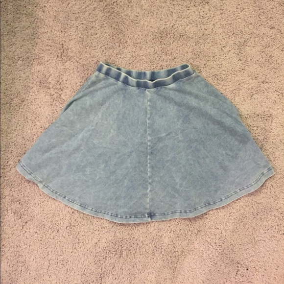 TOPSHOP Faded Light Wash Jean A-Line Skirt - Picture 1 of 2