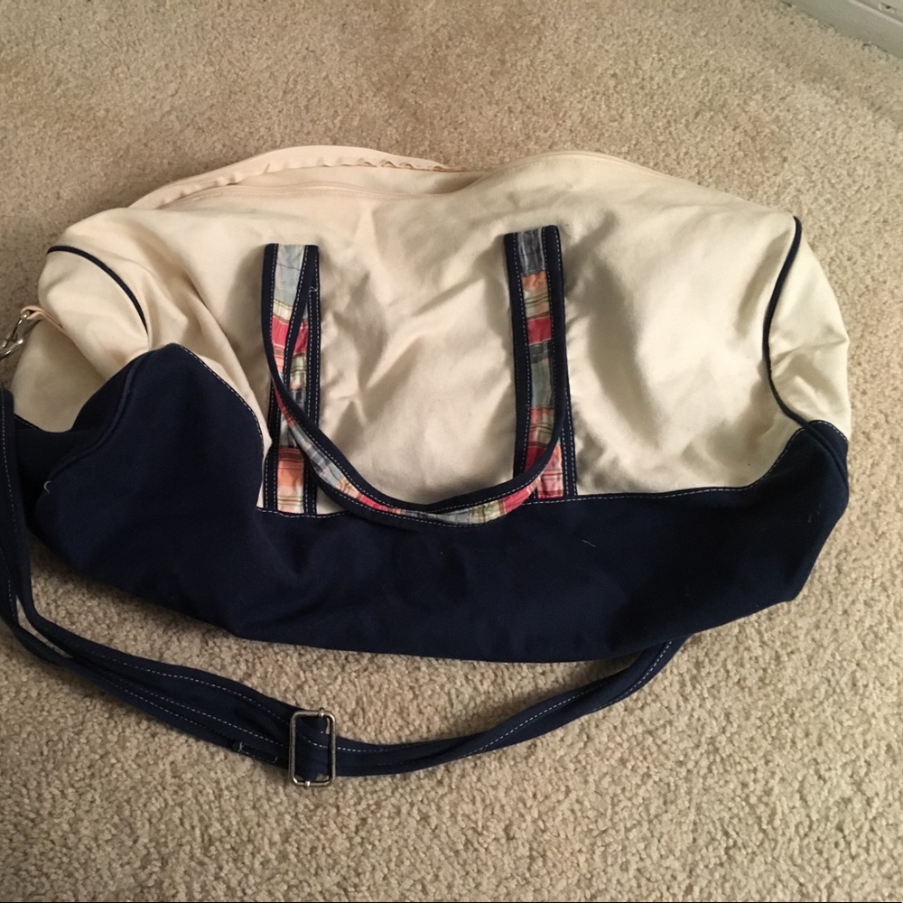 Bass duffle bag