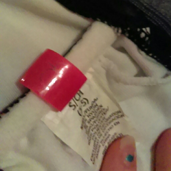 Bikini. - Picture 2 of 5