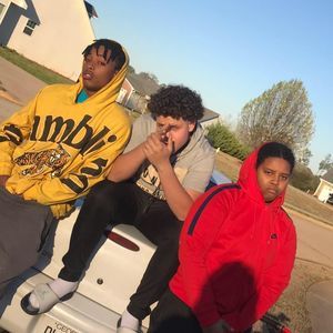 Meet your Posher, Angel yariel