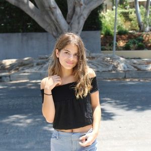 Meet your Posher, Livia