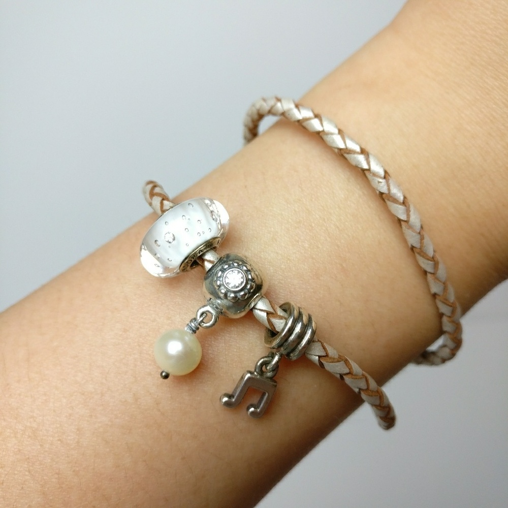 Pandora Bracelet w/ Music Note, Pearl, Glass Charm