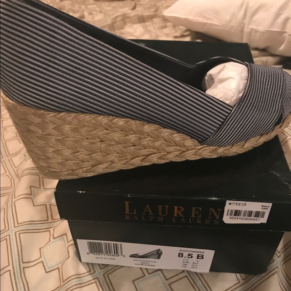 Authentic Ralph Lauren women's size 8.5 wedges