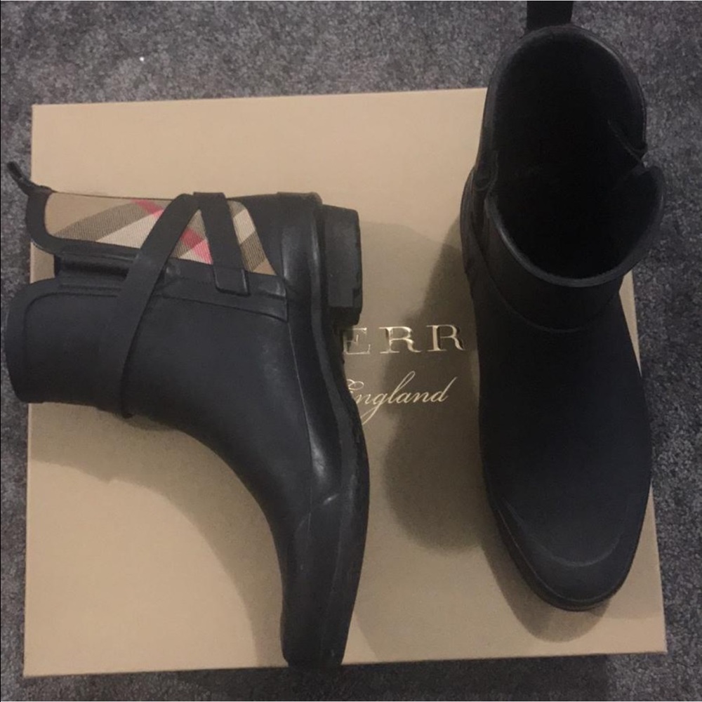 Burberry riddlestone rainboots