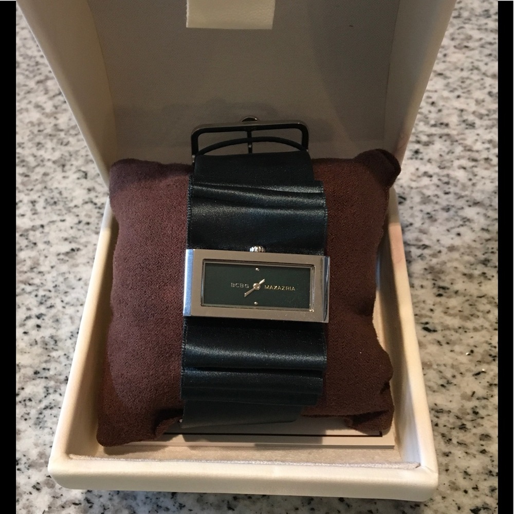 BCBG MAXAZRIA Green Watch