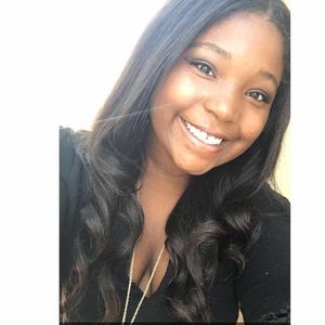 Meet your Posher, Marissa