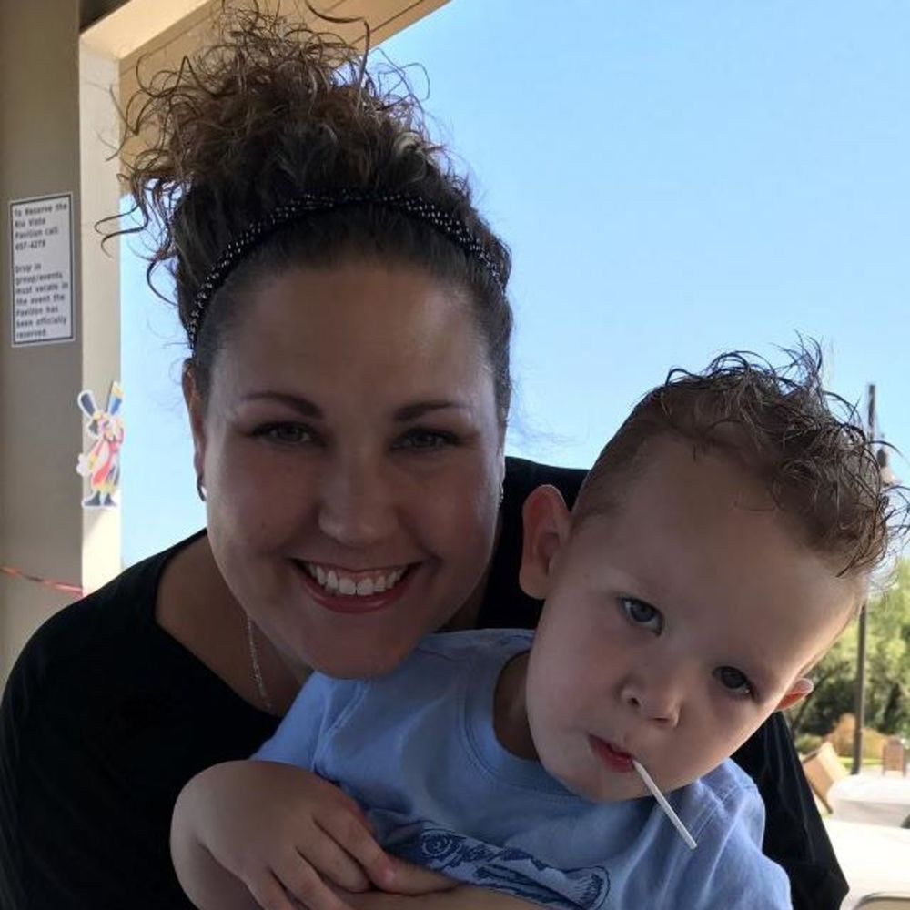 Meet your Posher, Ashley