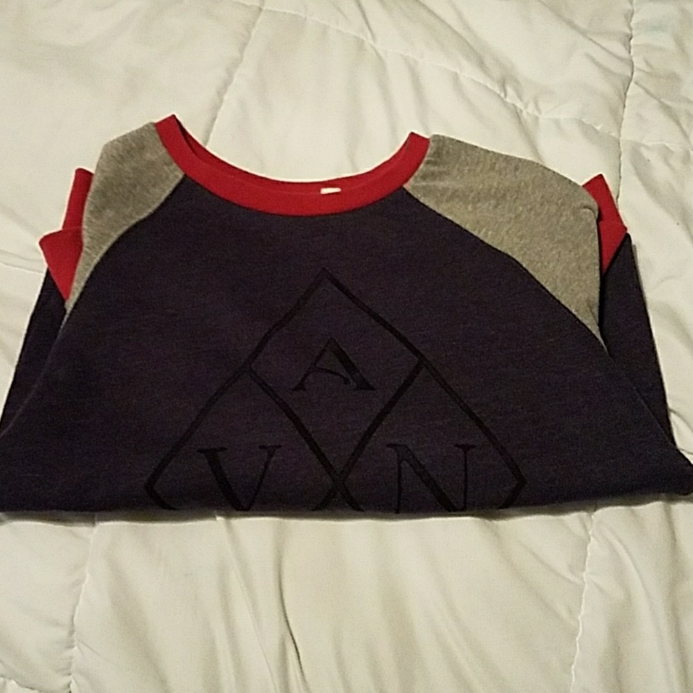 Vans top
