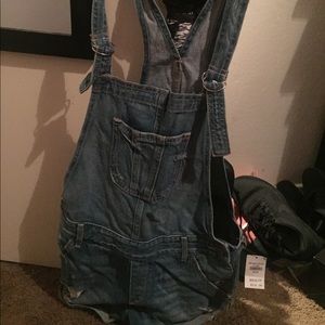 Brand new hollister overall shorts