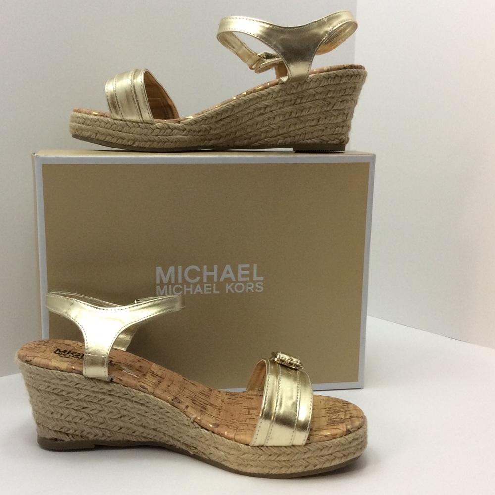 *NWOT* Michael Kors Gold Wedges