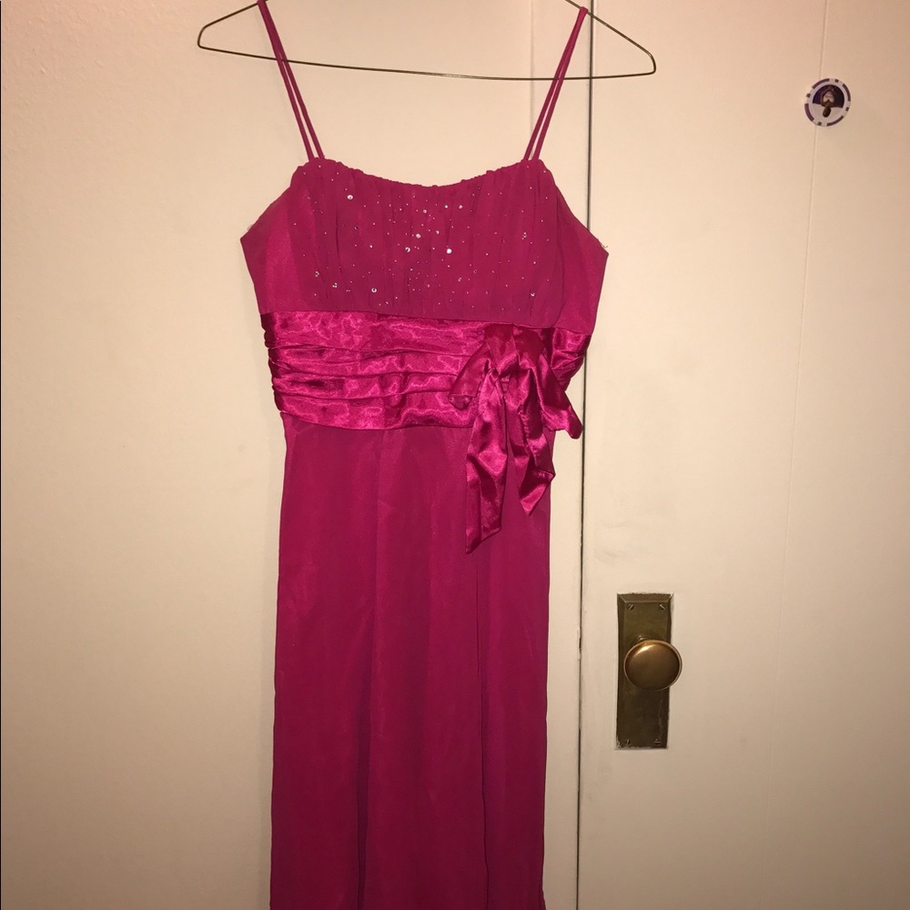 Junior pink party dress