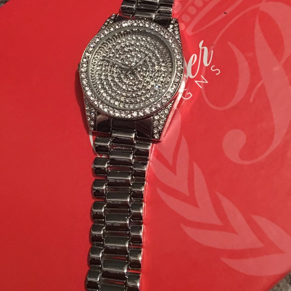 Premier Designs watch
