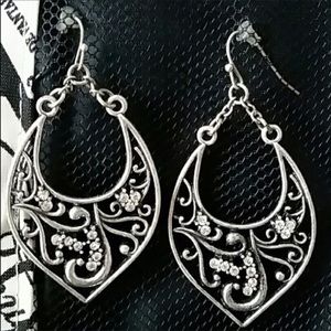 Premier Designs earrings