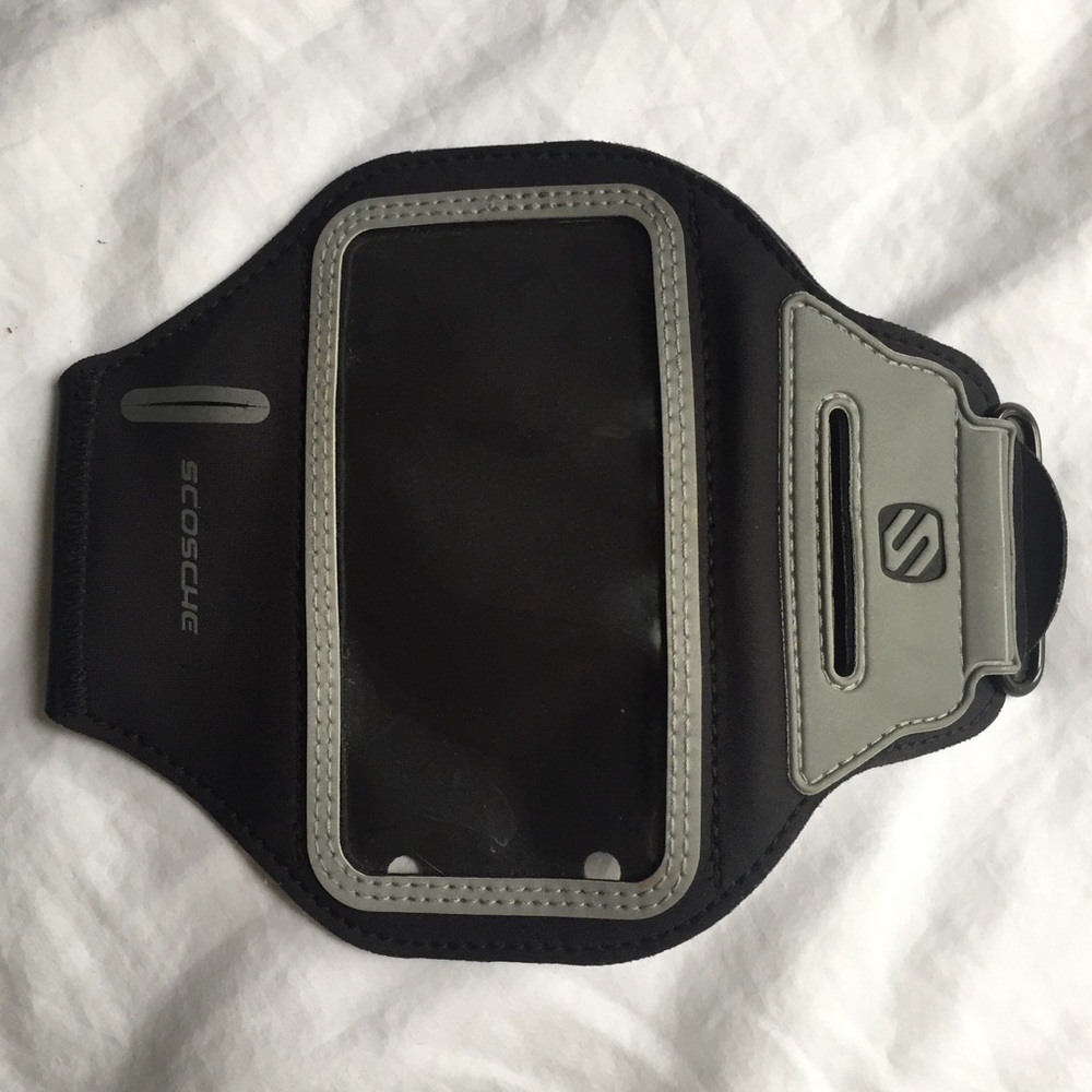 Scosche iPhone 5 5s / iPod workout arm band