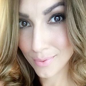 Meet your Posher, Brit