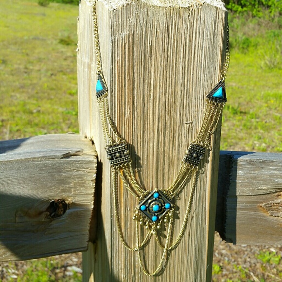 BOHO Vibes Necklace - Picture 2 of 4