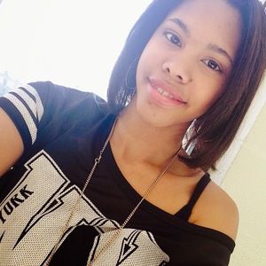 Meet your Posher, Alyssia