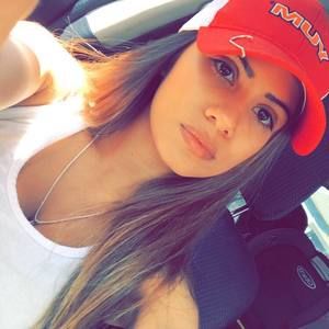 Meet your Posher, Angelica