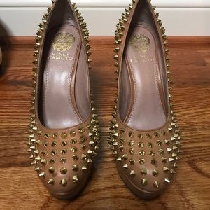 Vince Camuto heel