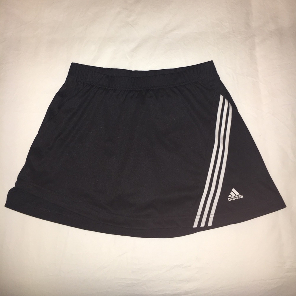 Like-new Adidas tennis skirt