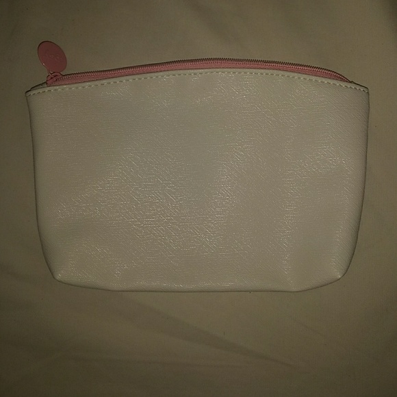 Makeup Bag - Picture 2 of 2