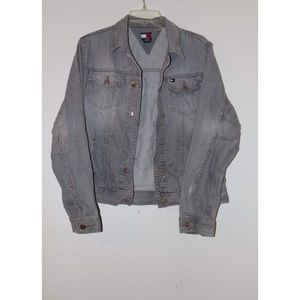Vintage Tommy Hilfiger Distressed Denim Jacket 🌹