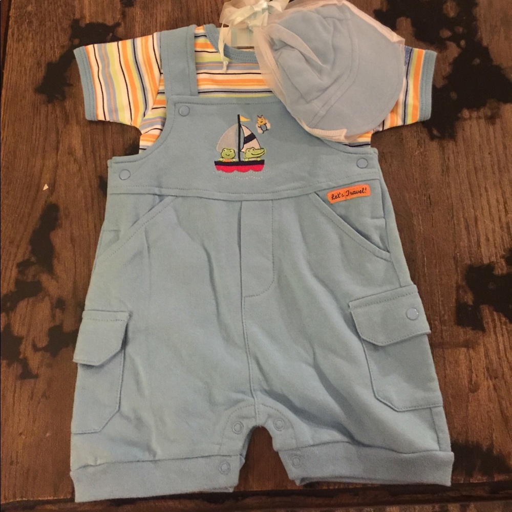 Overalls, shirt and hat matching set