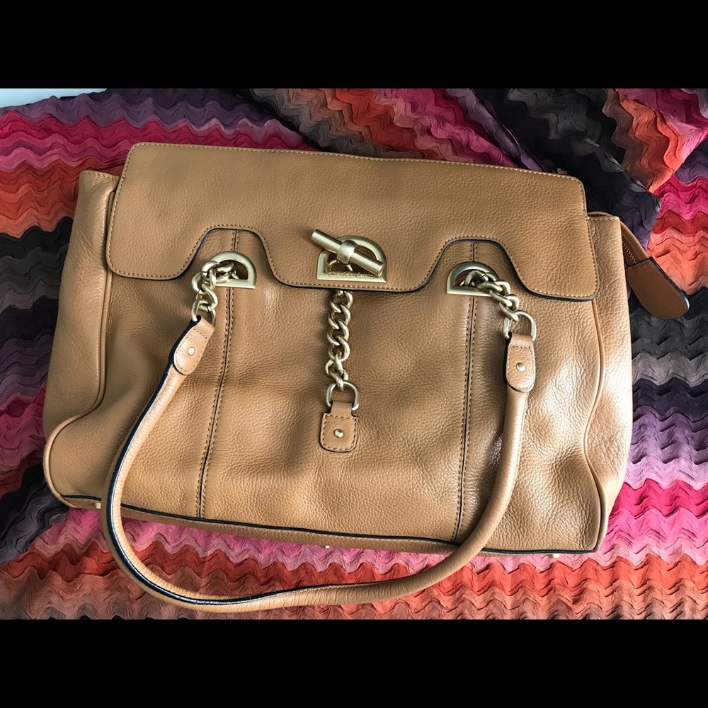 Charles David Camel Tote