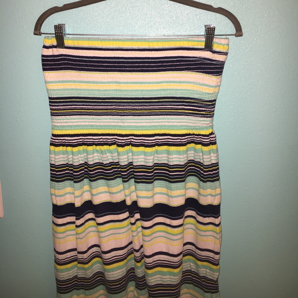 Like-new strapless dress