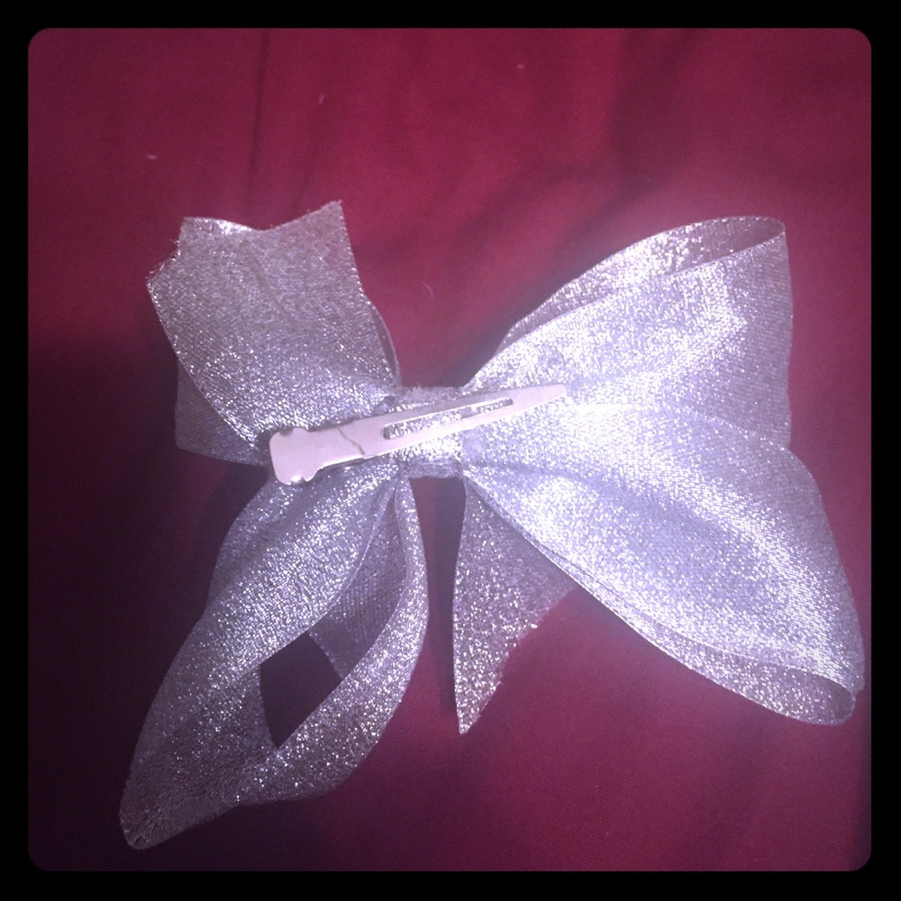 Bow - Picture 2 of 2