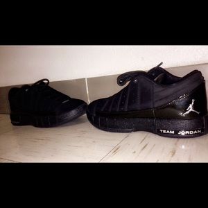 Black Team Jordans👟⚫️