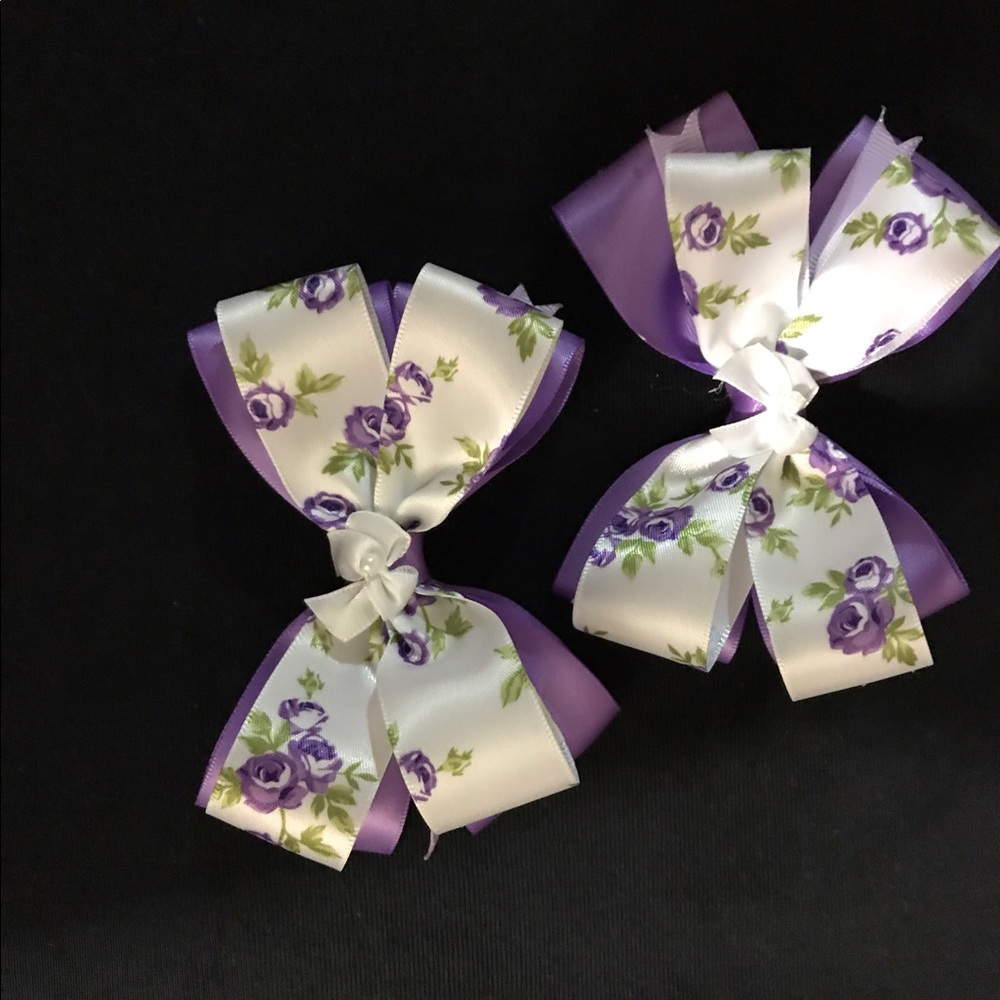 Beautiful hair bows for girls and babies