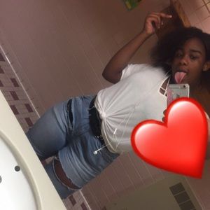 Meet your Posher, Timmesha