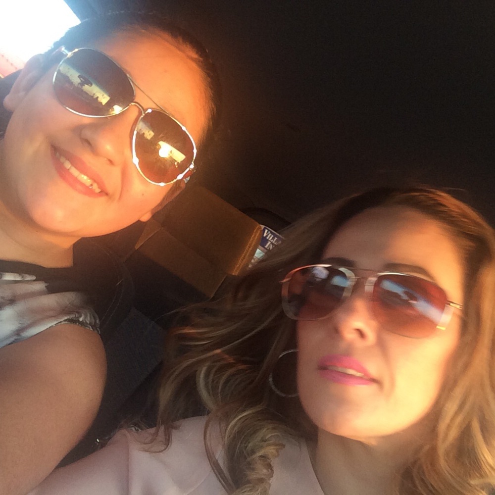 Meet your Posher, Mirella