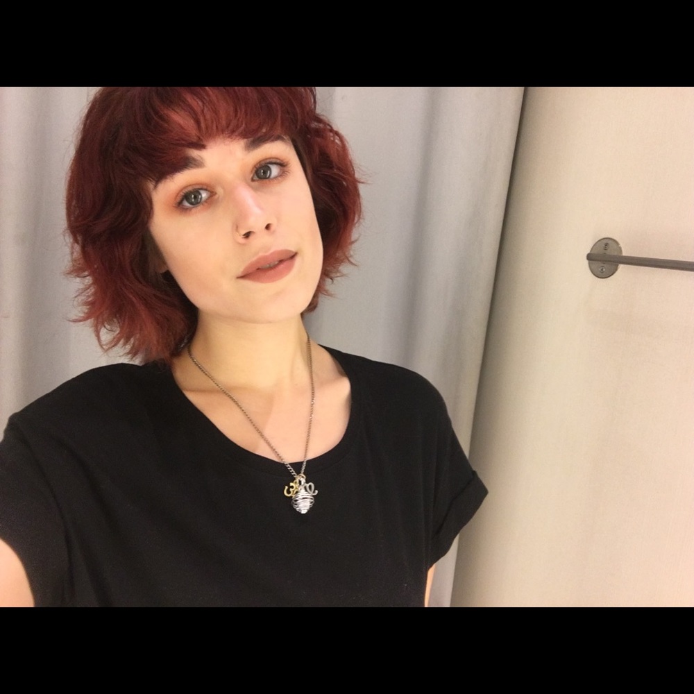 Meet your Posher, Josie