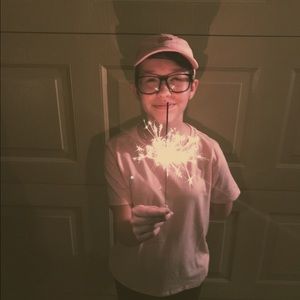 Meet your Posher, Ella