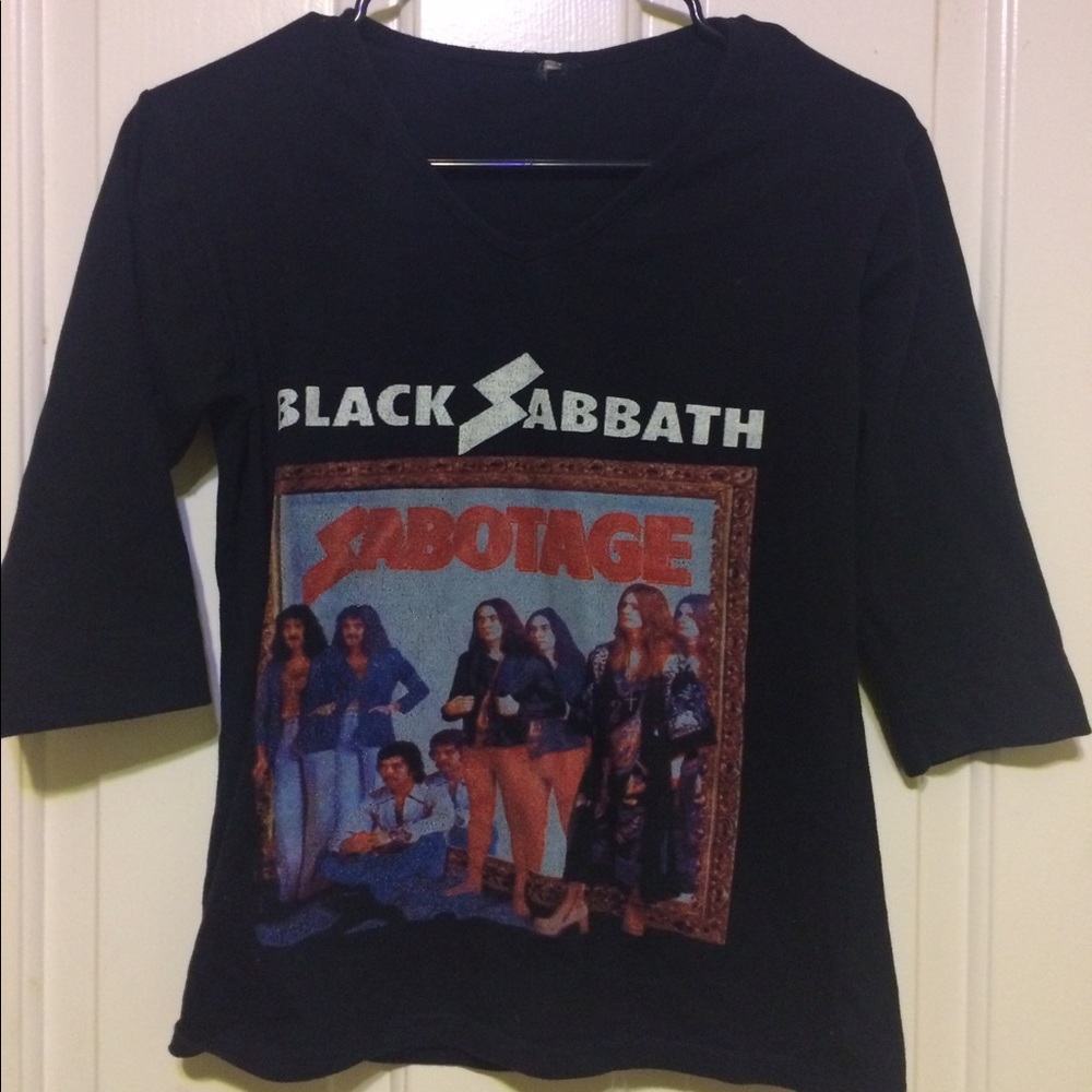 Black Sabbath fitted tee