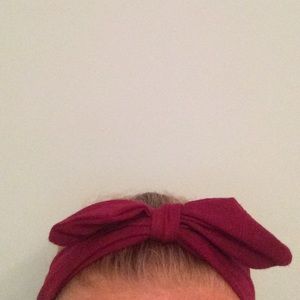 Burgundy American eagle bowheadband