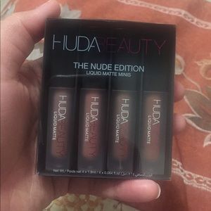 Huda Beauty Liquid Lipsticks