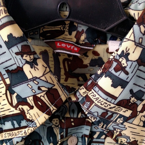 Vintage 1970s Levi's Polyester Western Cowboy Saloon Print Shirt L - Picture 3 of 4