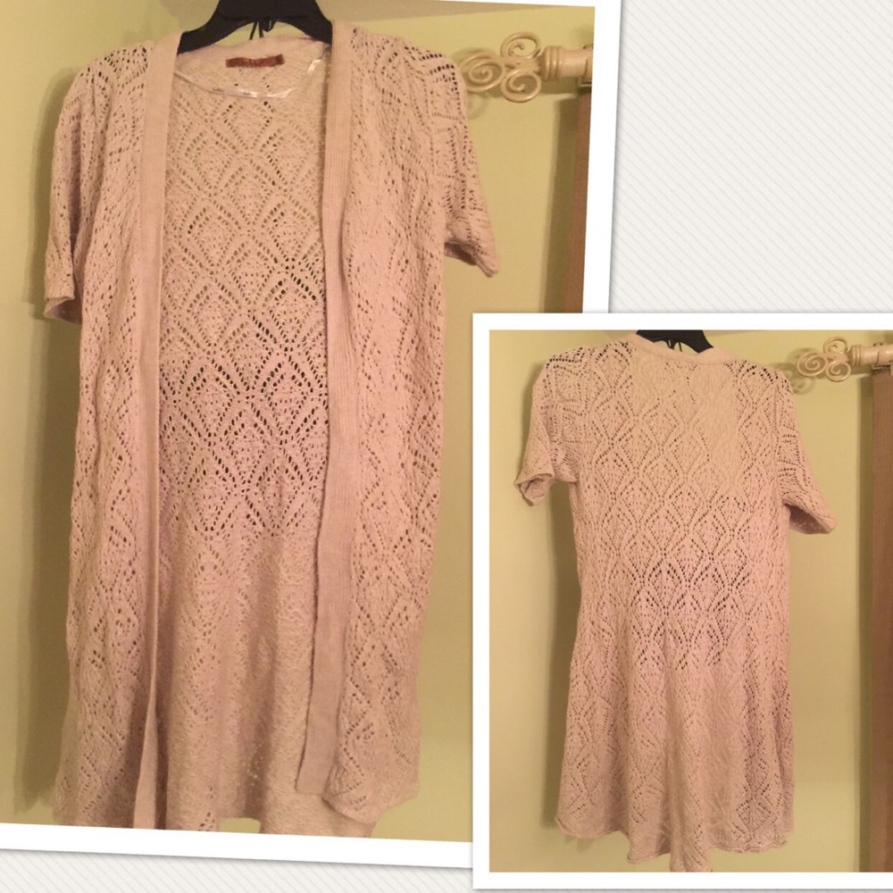 Belldini short sleeves Knitted sweater .