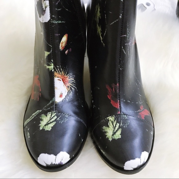 FINAL DROP Floral Graffiti block heel Boot - Picture 4 of 8
