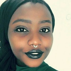 Meet your Posher, Fatima