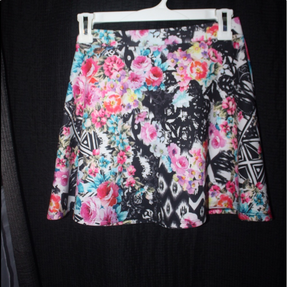 XS floral skater skirt