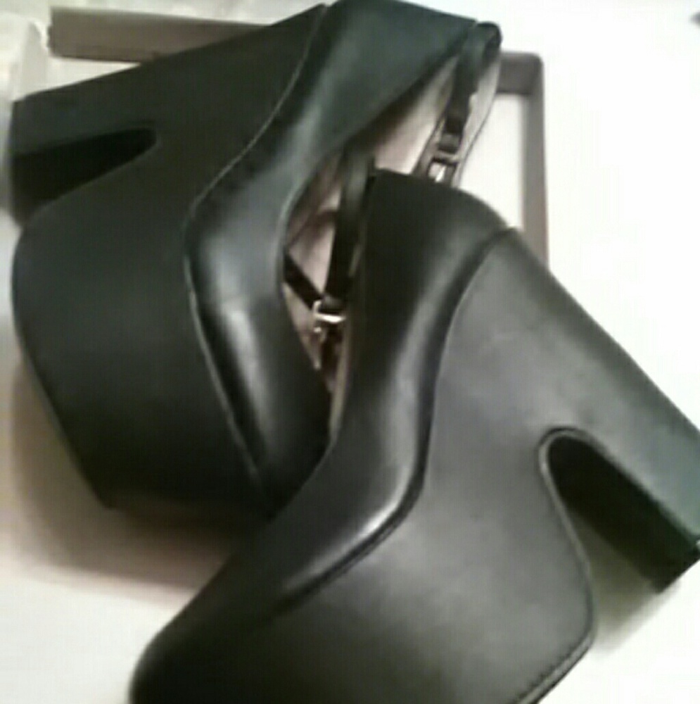 Platform heels