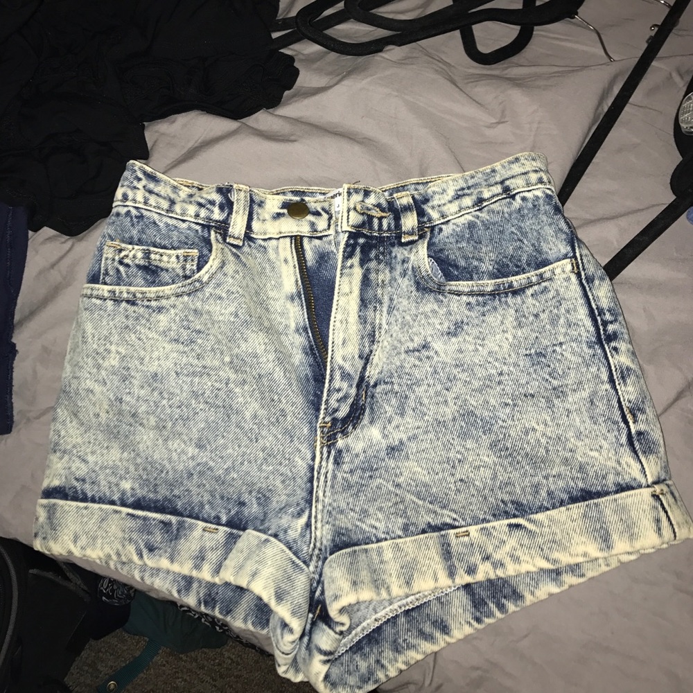 AMERICAN APPAREL ACID WASH JEAN SHORTS SIZE 25