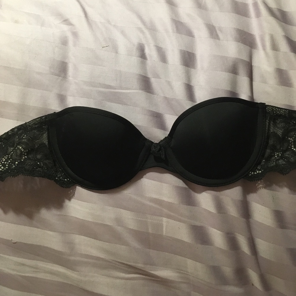 DONATING SOON FINAL PRICE DROP Strapless Bra